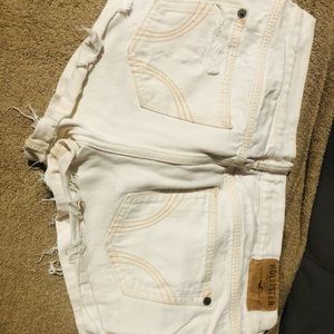 Size 5 white Hollister shorts
